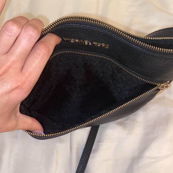 Michael Kors Leather Crossbody Purse - Picture 5 of 5